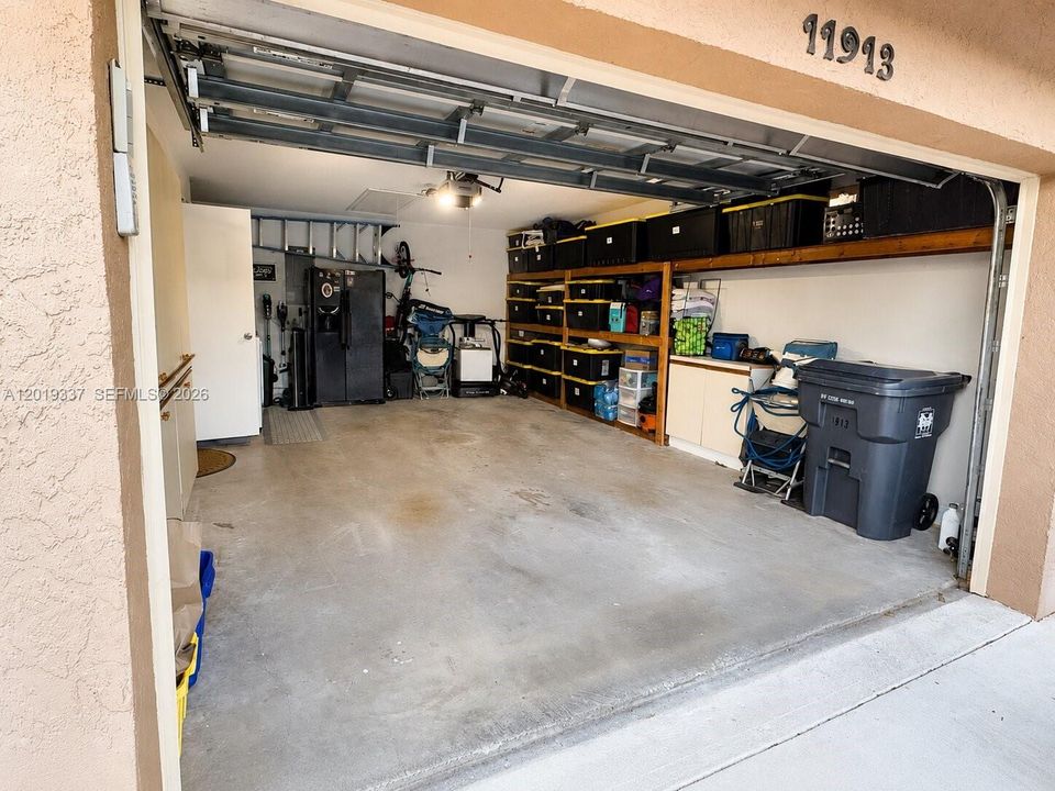 For Sale: $538,990 (3 beds, 2 baths, 2084 Square Feet)