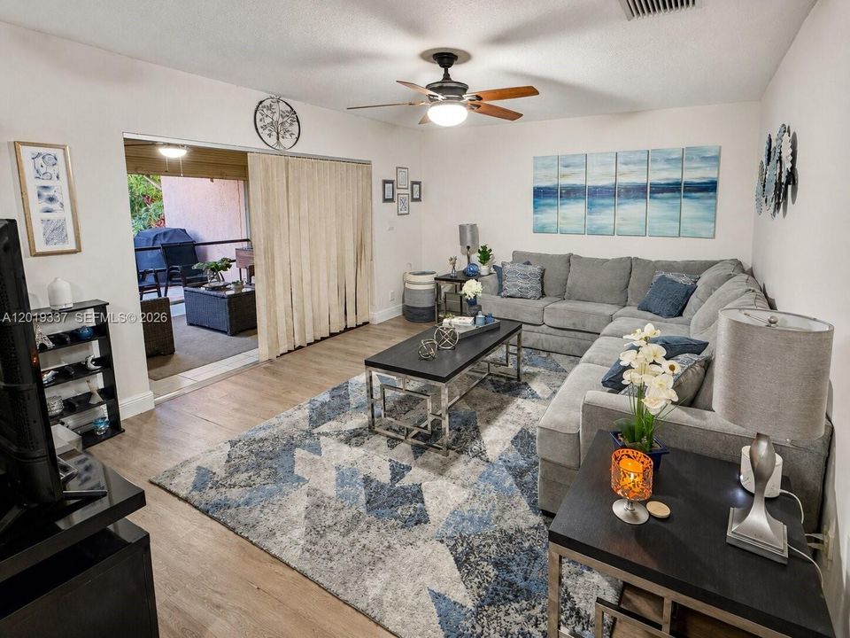 For Sale: $538,990 (3 beds, 2 baths, 2084 Square Feet)