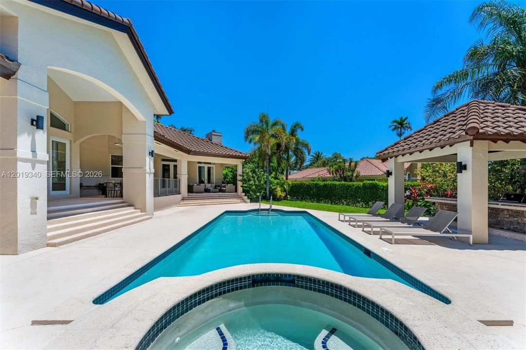 For Sale: $4,250,000 (5 beds, 5 baths, 4906 Square Feet)