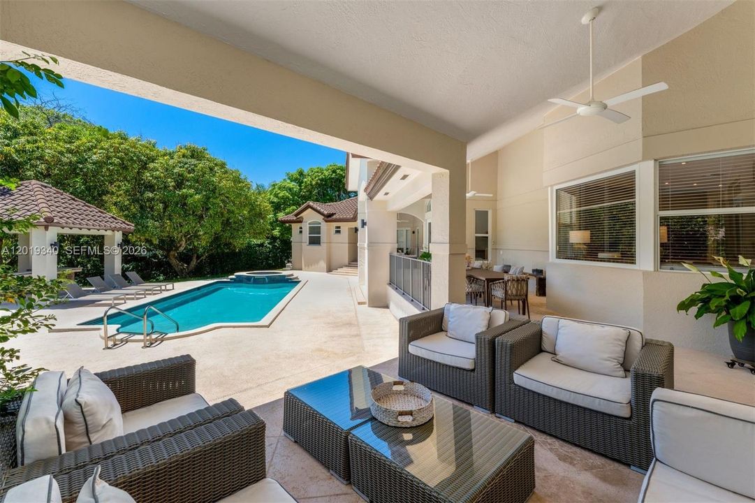 For Sale: $4,250,000 (5 beds, 5 baths, 4906 Square Feet)