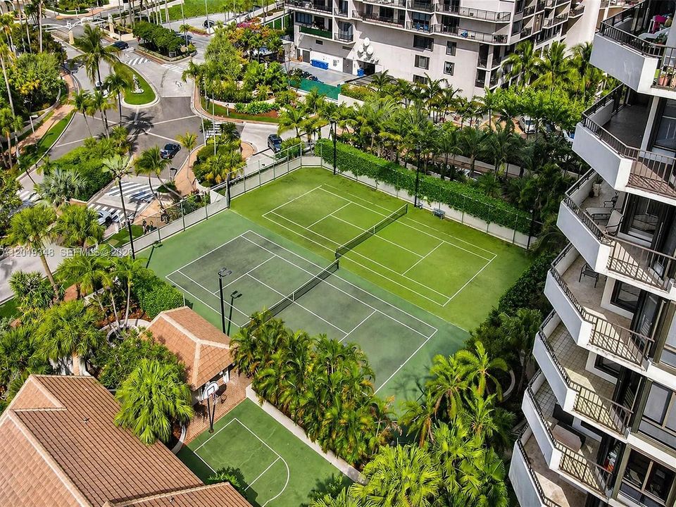 For Rent: $4,500 (2 beds, 2 baths, 1555 Square Feet)