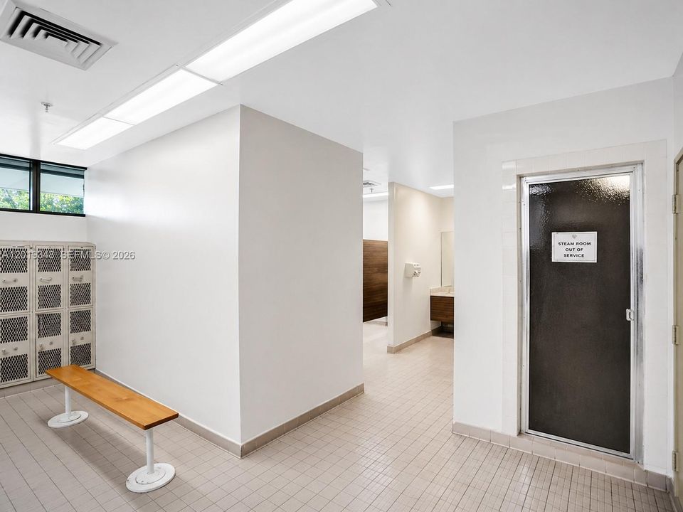 For Rent: $4,500 (2 beds, 2 baths, 1555 Square Feet)