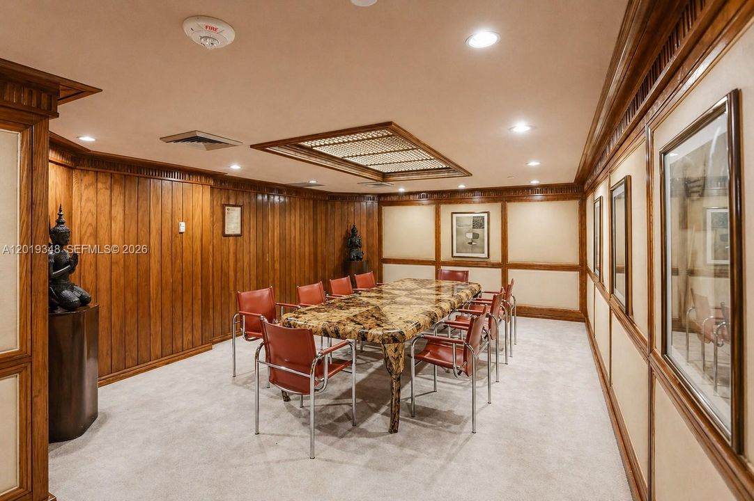 For Rent: $4,500 (2 beds, 2 baths, 1555 Square Feet)