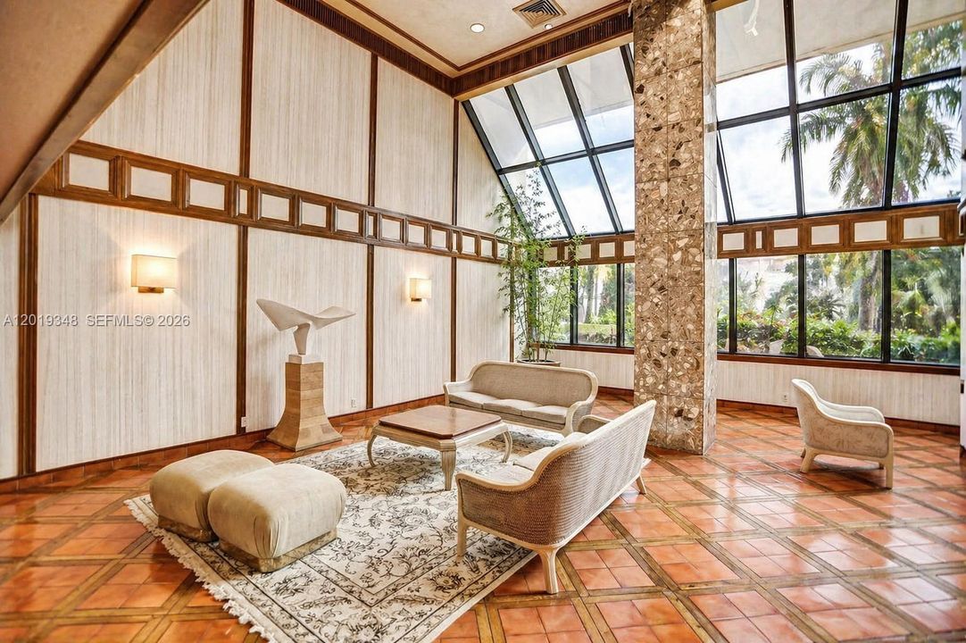 For Rent: $4,500 (2 beds, 2 baths, 1555 Square Feet)