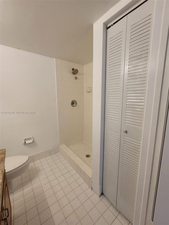 Active With Contract: $2,250 (3 beds, 2 baths, 1064 Square Feet)