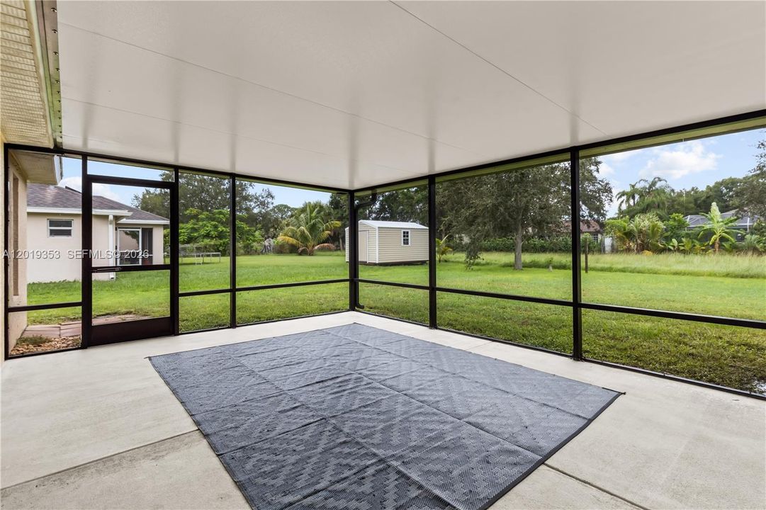 For Sale: $399,000 (4 beds, 2 baths, 1644 Square Feet)