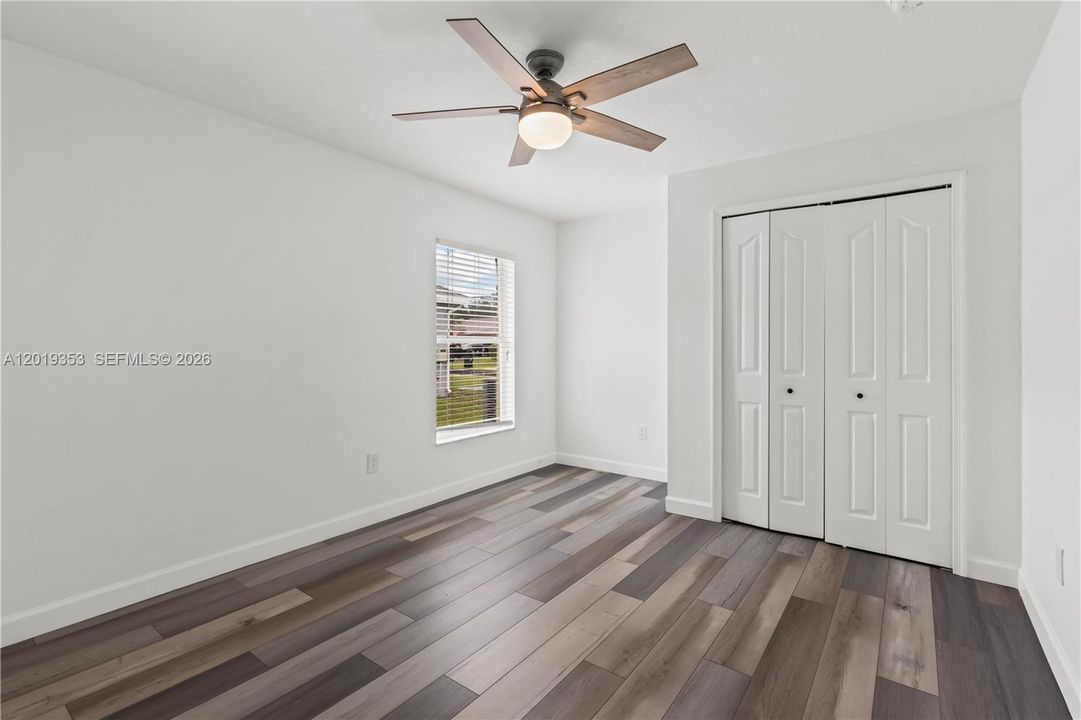 For Sale: $399,000 (4 beds, 2 baths, 1644 Square Feet)