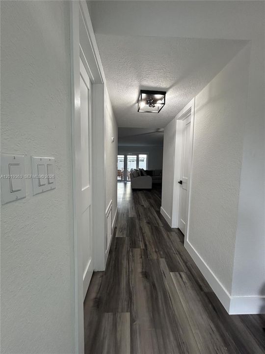 Active With Contract: $495,000 (3 beds, 2 baths, 1606 Square Feet)