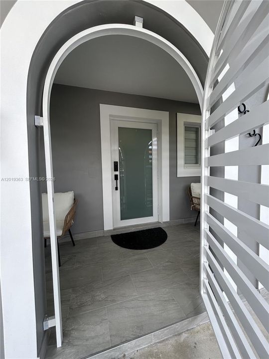 Active With Contract: $495,000 (3 beds, 2 baths, 1606 Square Feet)