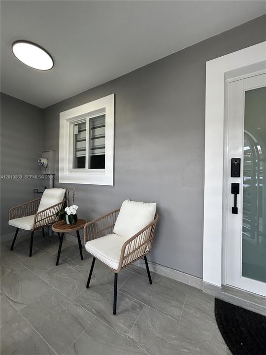 Active With Contract: $495,000 (3 beds, 2 baths, 1606 Square Feet)