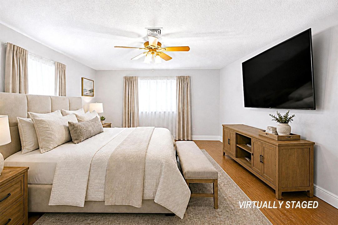 049_1212 Concord Ave_17-Master BedV3 Sta