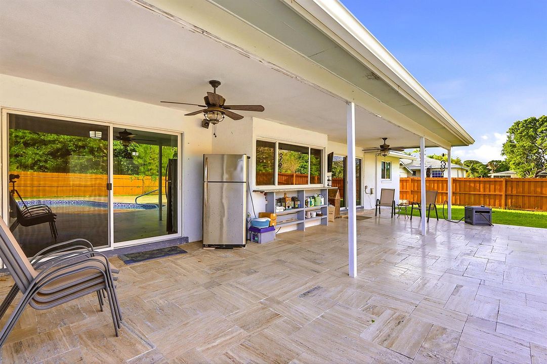 045_1212 Concord Ave_67-Rear Lanai