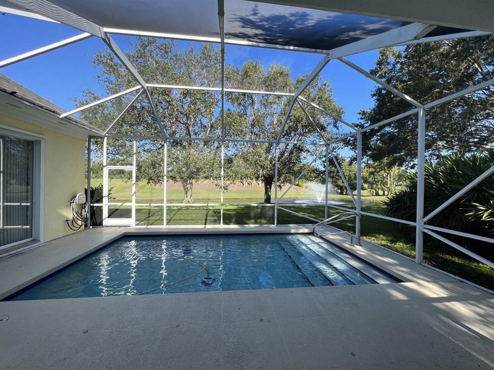 Screened Patio/Pool