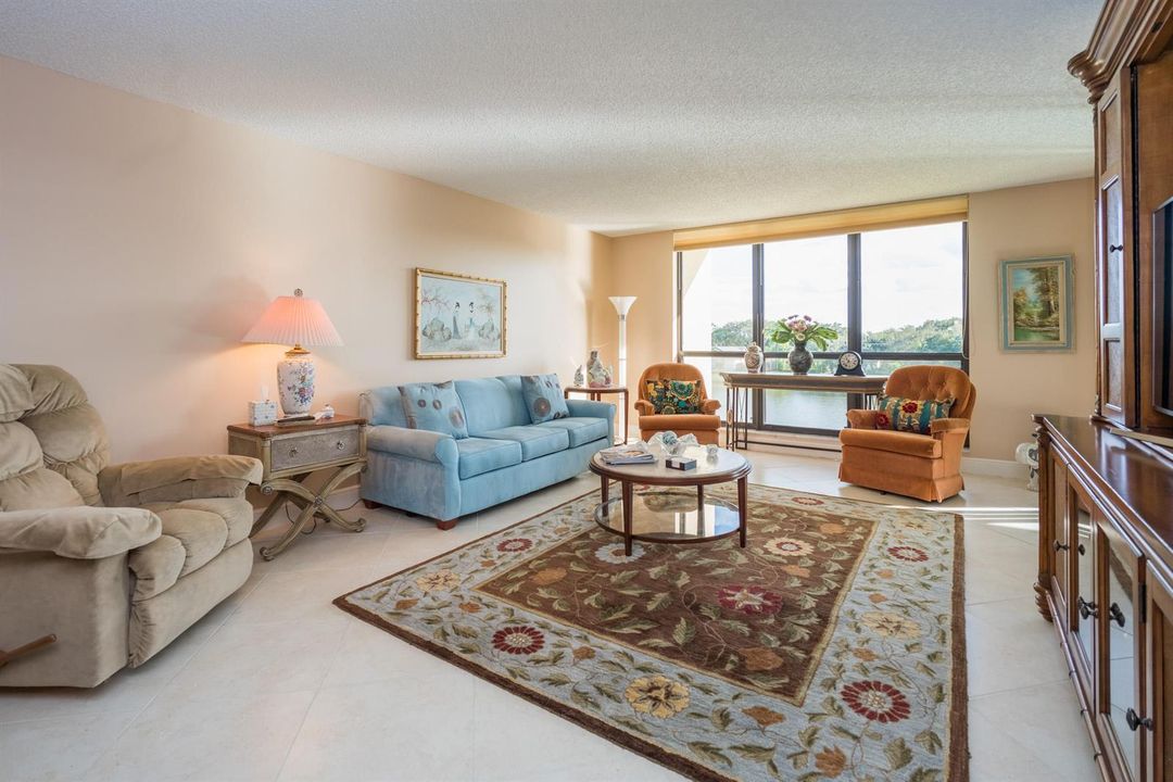 5188 Woodland Lakes Drive 335_Woodland L