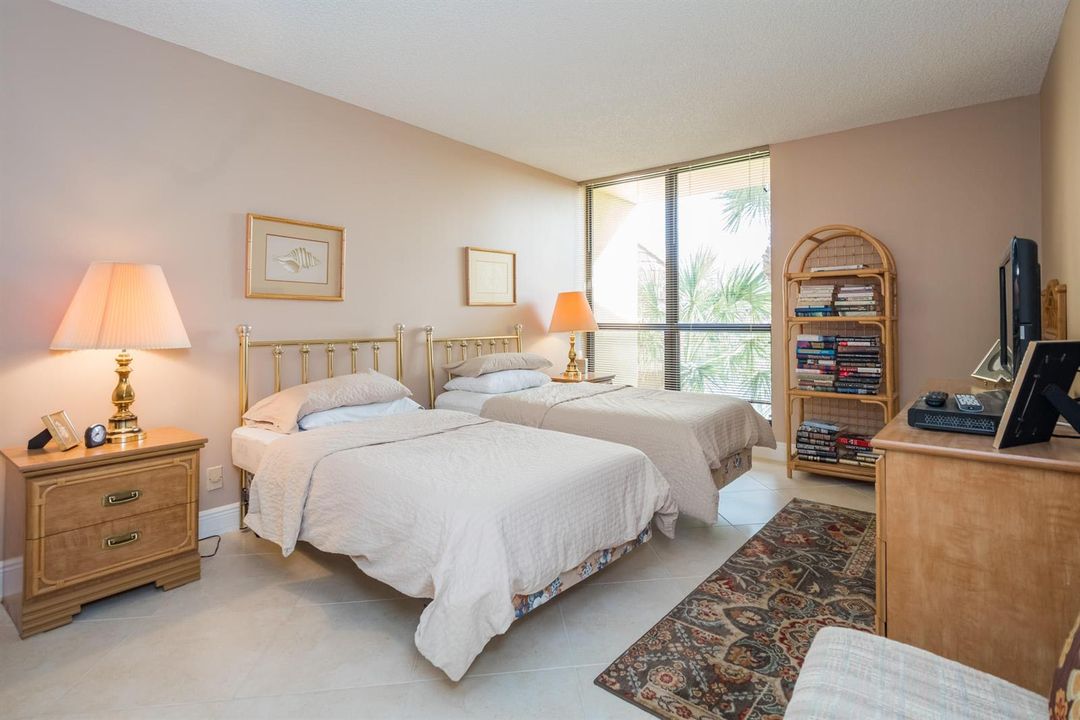 5188 Woodland Lakes Drive 335_Woodland L
