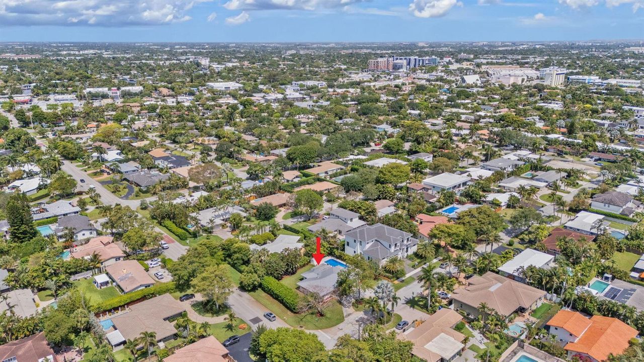 44-web-or-mls-2601 NE 27th Way, Fort Lau