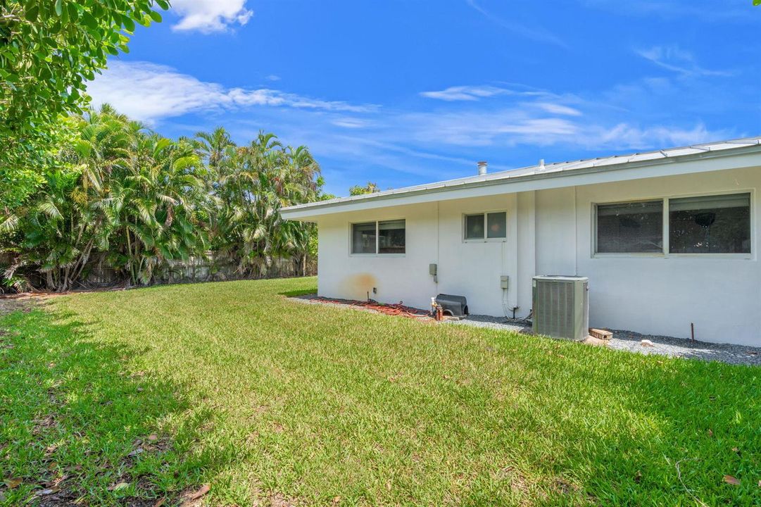 42-web-or-mls-2601 NE 27th Way, Fort Lau