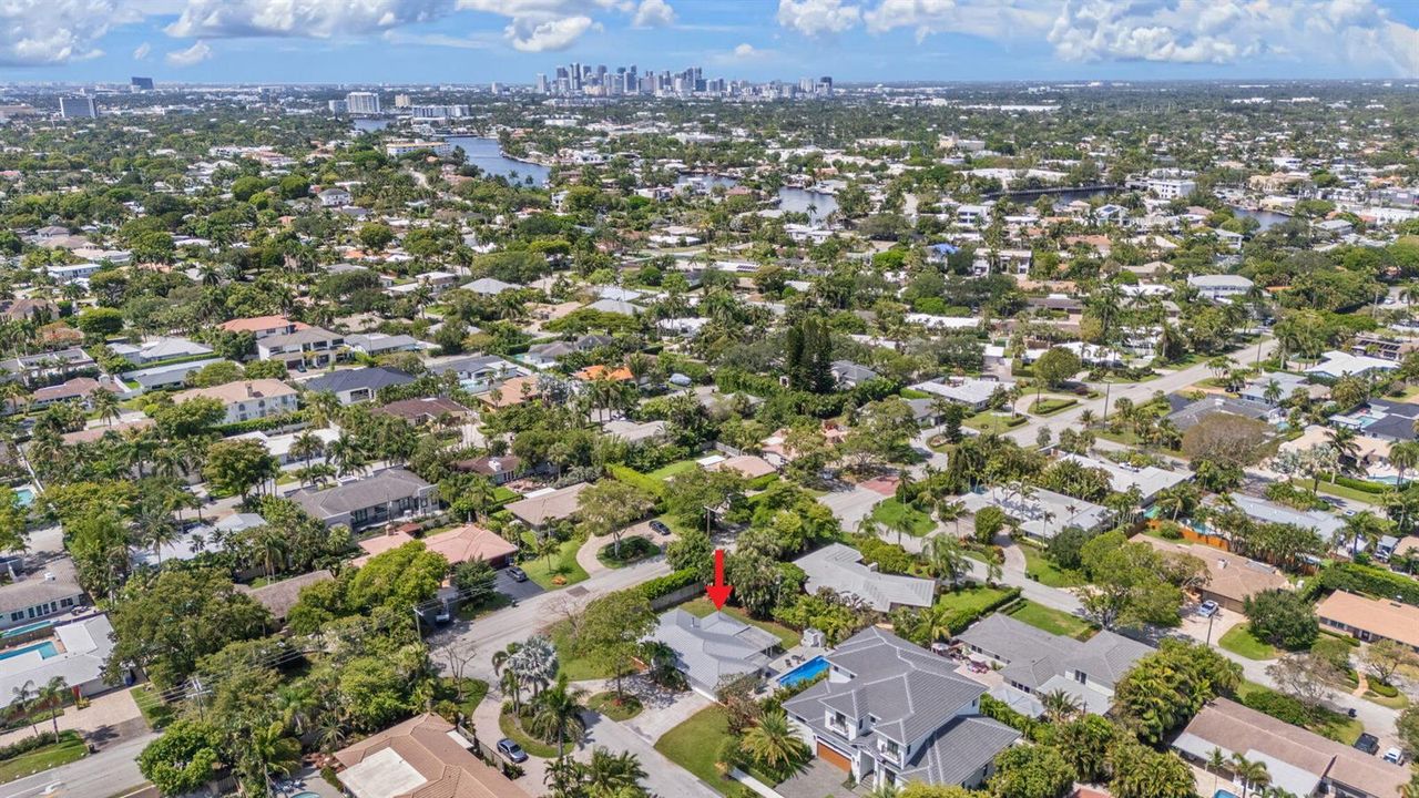 46-web-or-mls-2601 NE 27th Way, Fort Lau