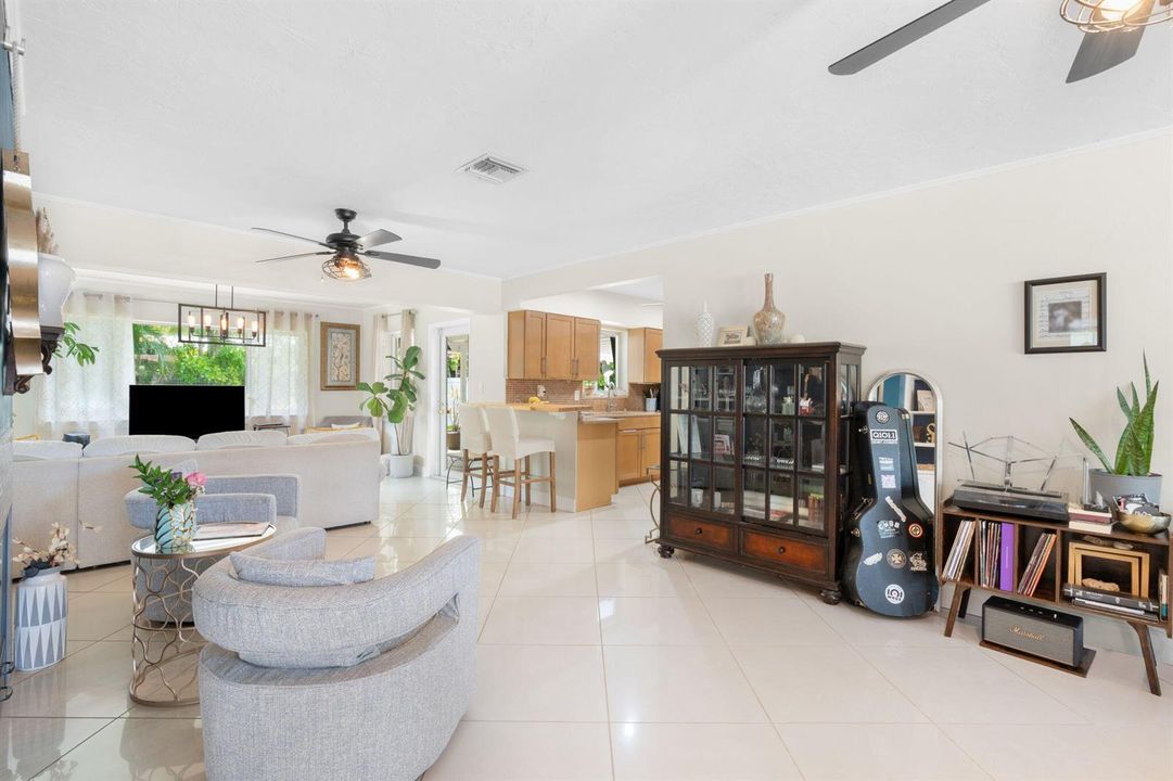 28-web-or-mls-2601 NE 27th Way, Fort Lau