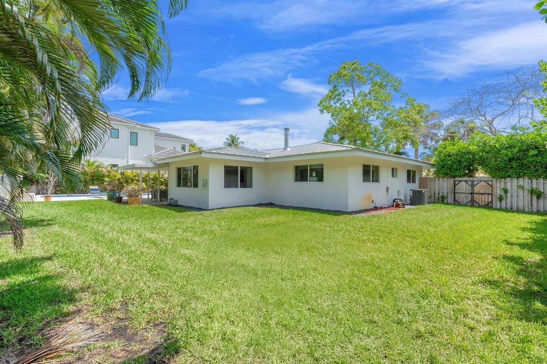 41-web-or-mls-2601 NE 27th Way, Fort Lau