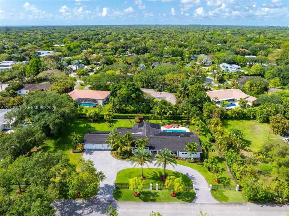 Active With Contract: $3,200,000 (6 beds, 4 baths, 3728 Square Feet)