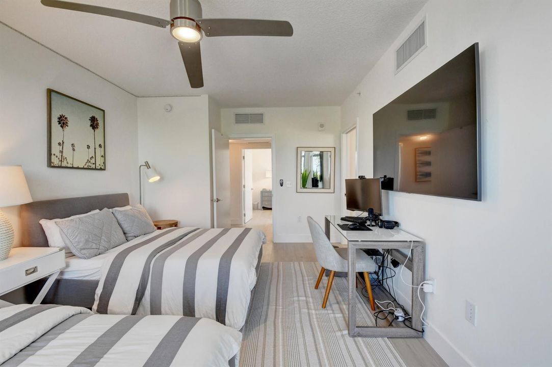 2nd Bedroom