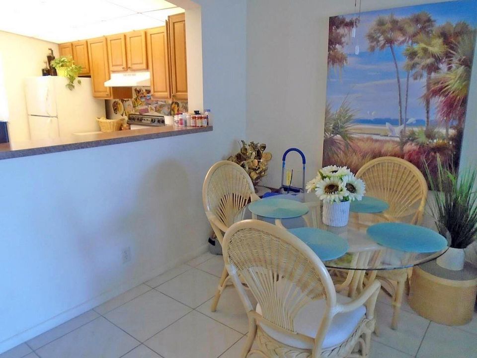 14 Dining Area