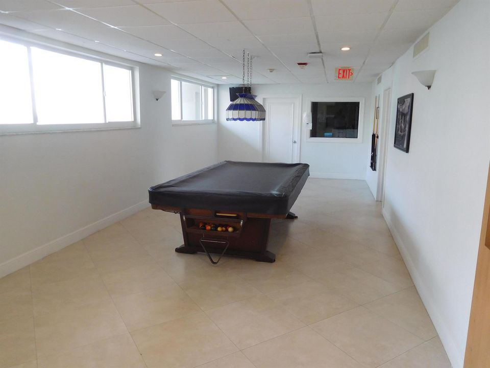 23 Pool Table