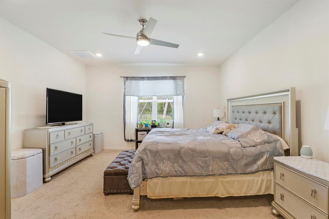 Master Bed 2
