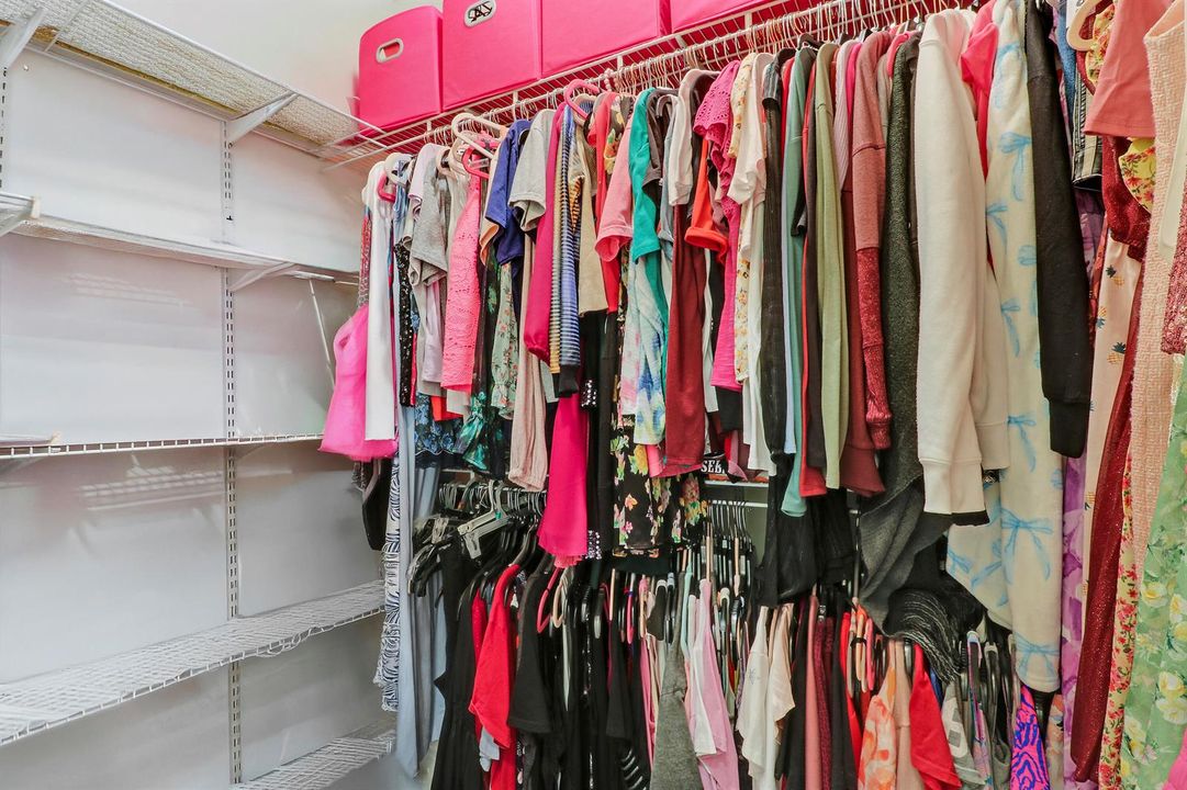 Master Bed closet 1