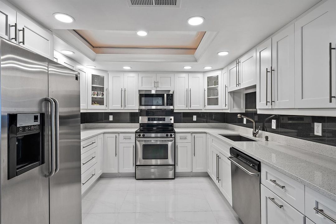 3456 S Ocean Boulevard, 802-3