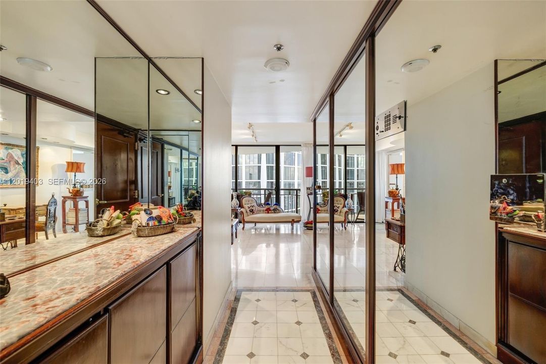 For Sale: $1,750,000 (3 beds, 3 baths, 1682 Square Feet)