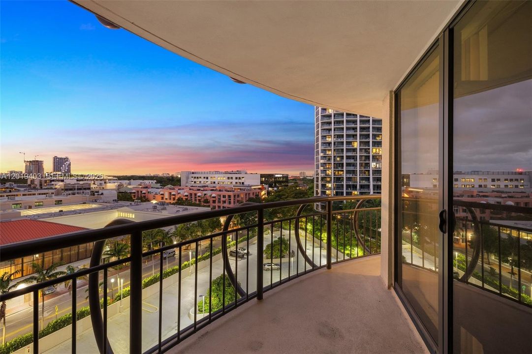 For Sale: $1,750,000 (3 beds, 3 baths, 1682 Square Feet)