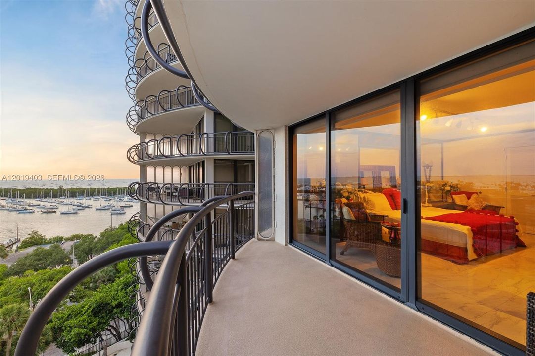 For Sale: $1,750,000 (3 beds, 3 baths, 1682 Square Feet)