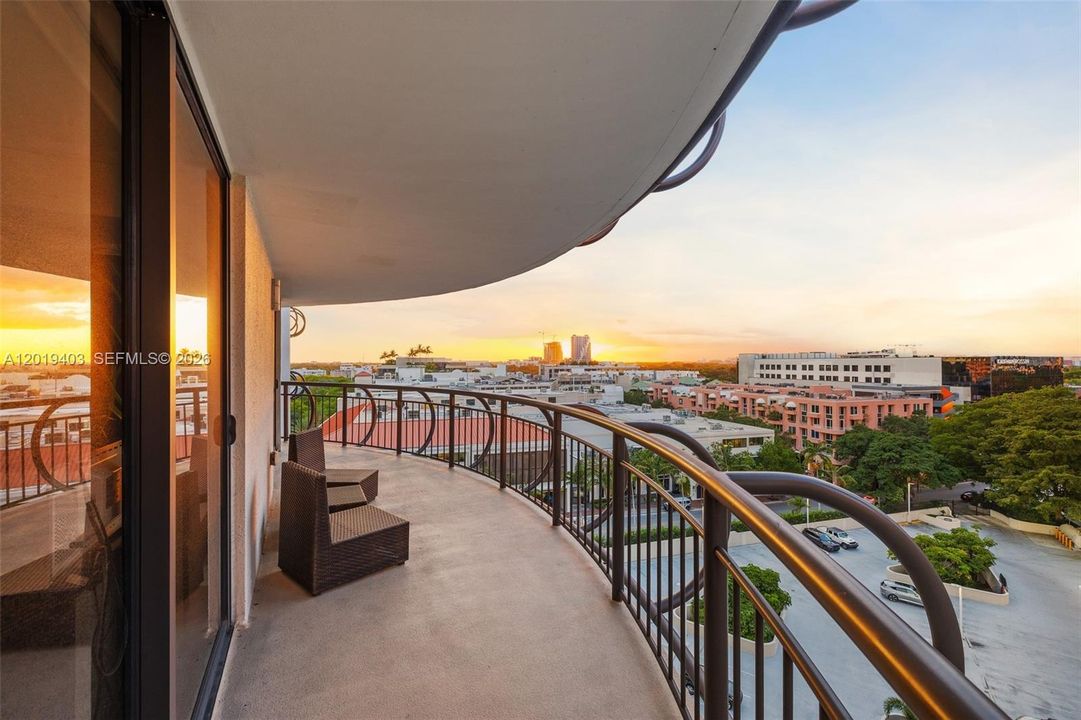 For Sale: $1,750,000 (3 beds, 3 baths, 1682 Square Feet)