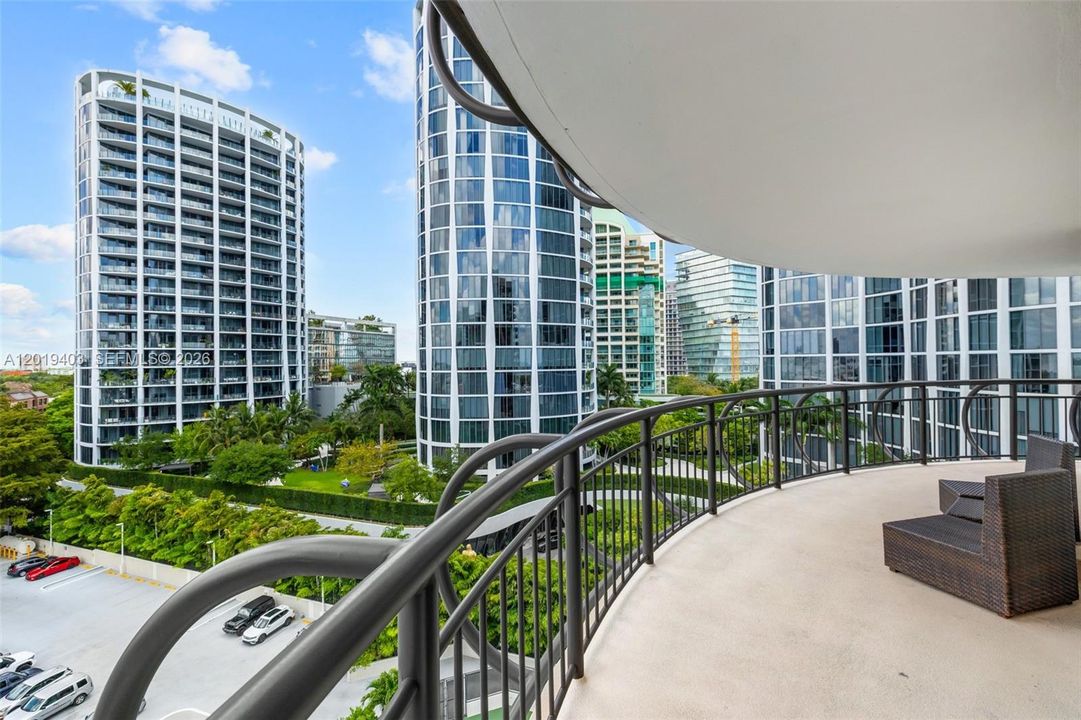 For Sale: $1,750,000 (3 beds, 3 baths, 1682 Square Feet)