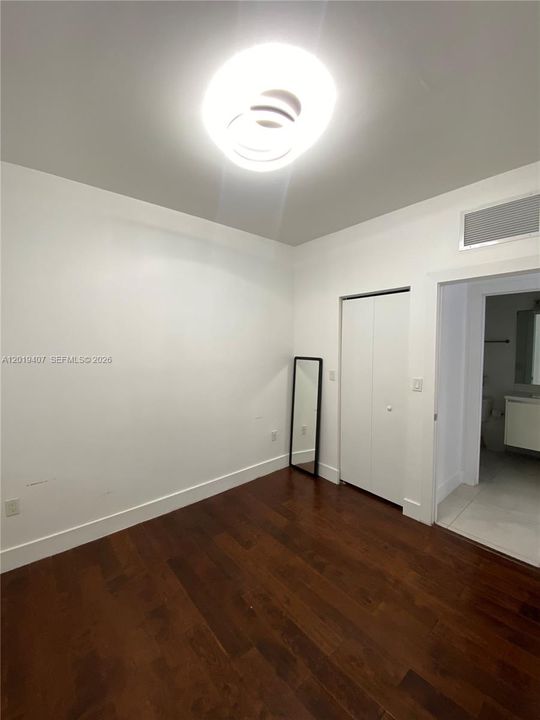 Active With Contract: $4,300 (3 beds, 3 baths, 1743 Square Feet)