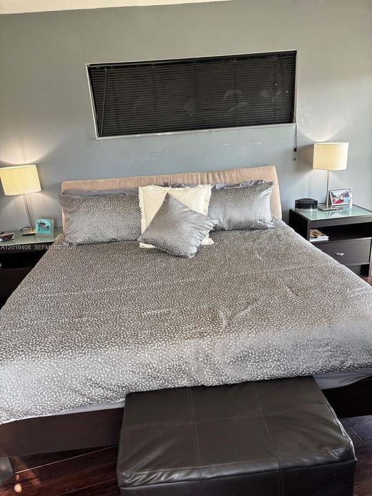 For Sale: $399,500 (2 beds, 2 baths, 1473 Square Feet)