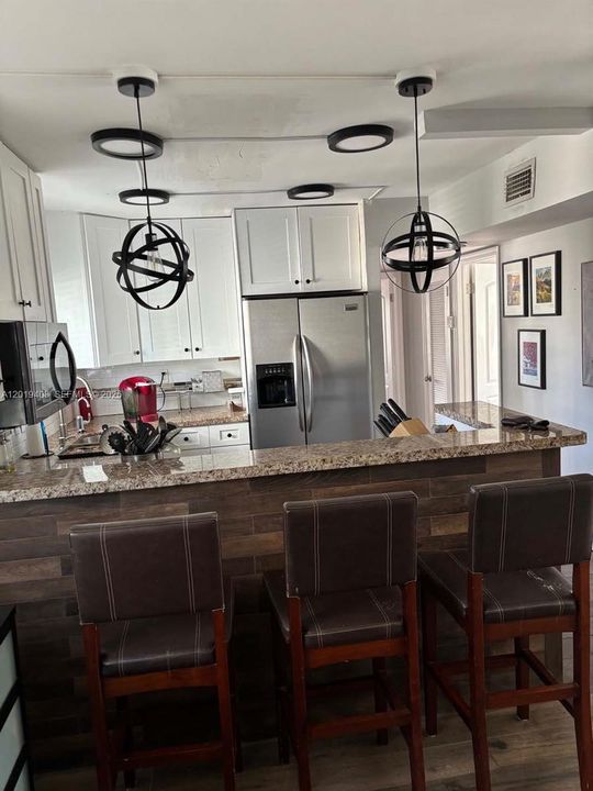 For Sale: $399,500 (2 beds, 2 baths, 1473 Square Feet)
