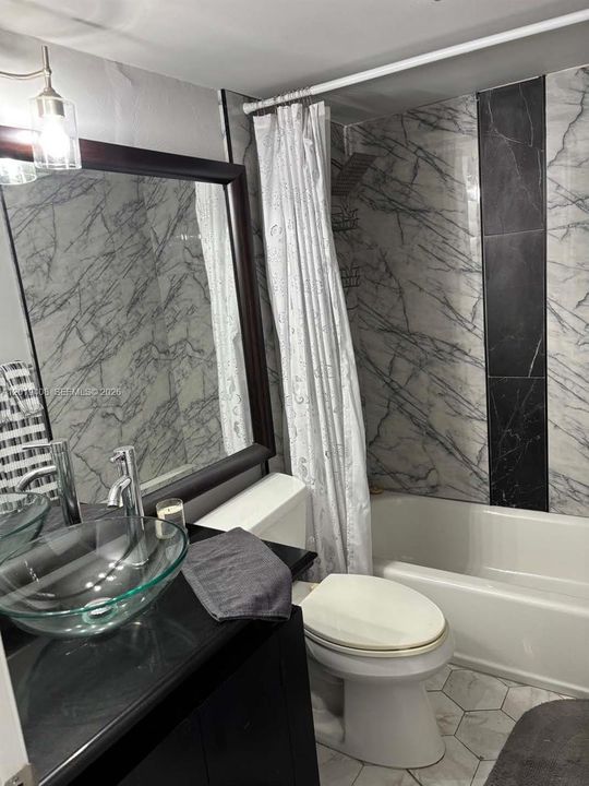 For Sale: $399,500 (2 beds, 2 baths, 1473 Square Feet)