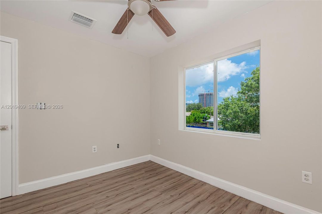 For Sale: $1,599,000 (0 beds, 0 baths, 1032 Square Feet)