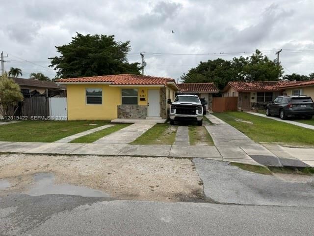 Active With Contract: $850,000 (0 beds, 0 baths, 2040 Square Feet)