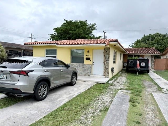 Active With Contract: $850,000 (0 beds, 0 baths, 2040 Square Feet)