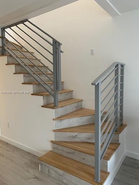 Recently Rented: $4,900 (2 beds, 2 baths, 1042 Square Feet)
