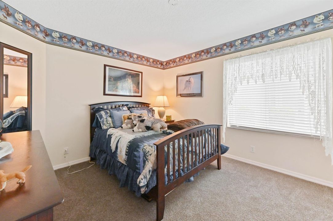 23 Bedroom 01