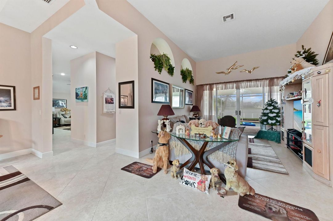 05 living room 01