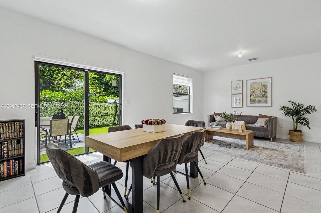 En Venta: $527,770 (4 camas, 2 baños, 1773 Pies cuadrados)
