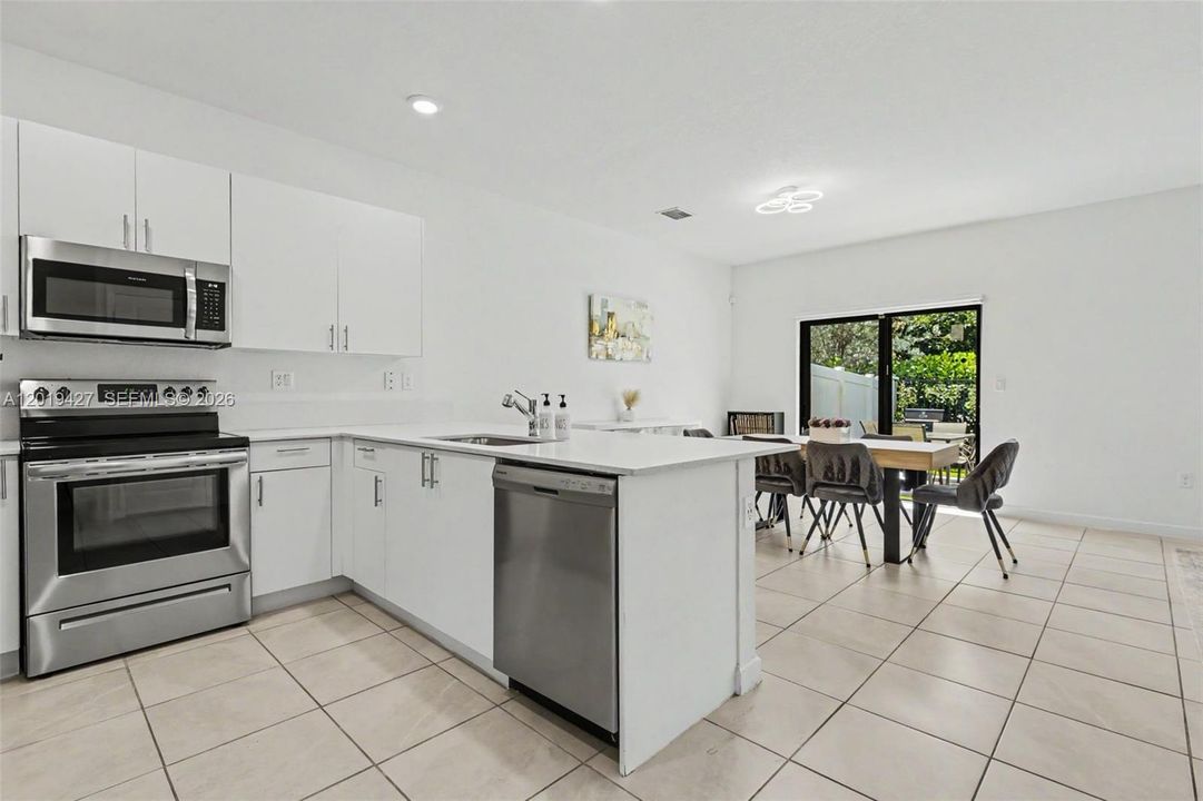 En Venta: $527,770 (4 camas, 2 baños, 1773 Pies cuadrados)