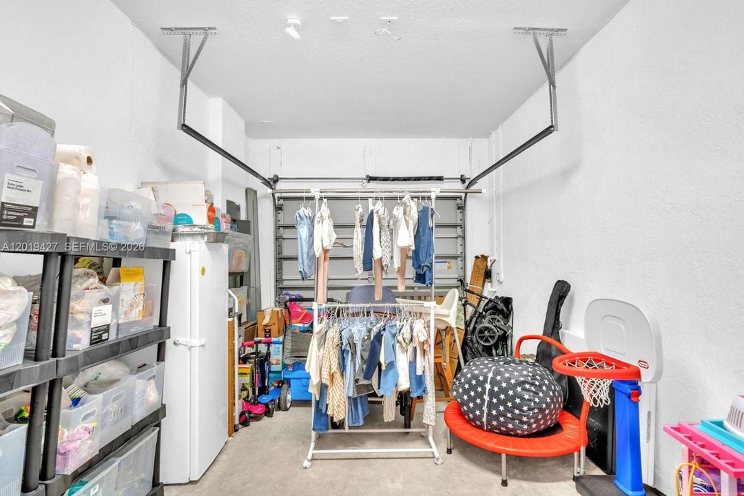 En Venta: $527,770 (4 camas, 2 baños, 1773 Pies cuadrados)