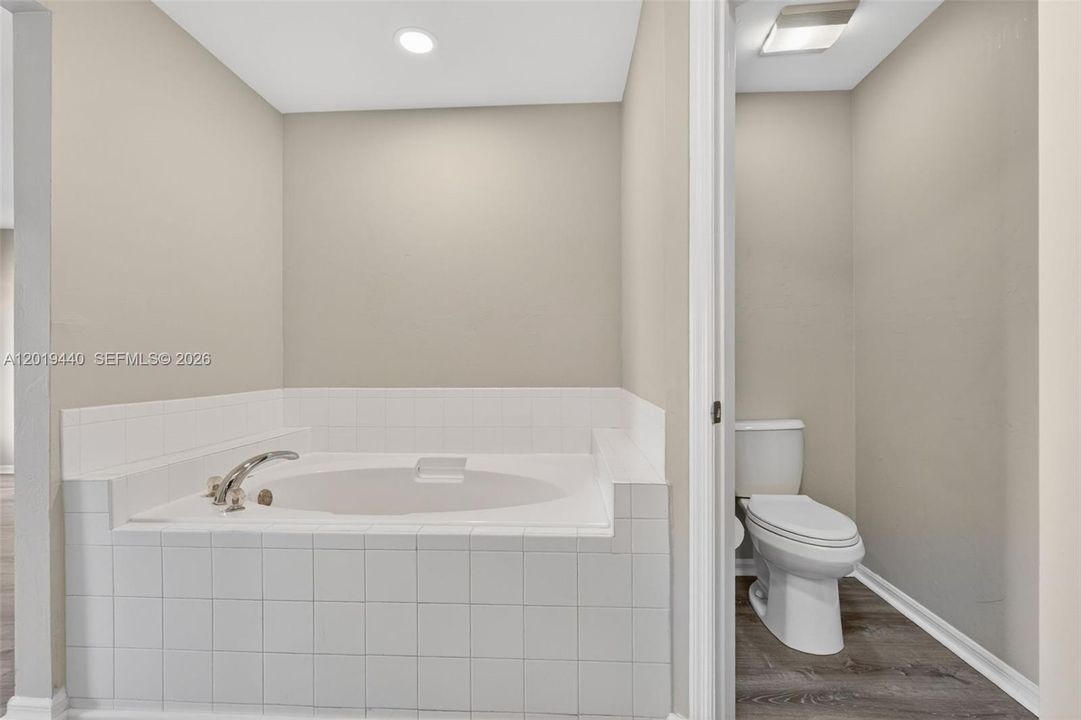 Primary BA Private Toilet Closet